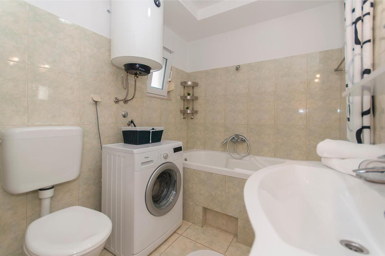 Apartment Luna 奥米什 外观 照片