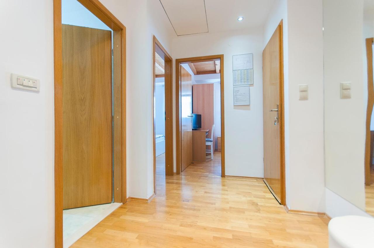 Apartment Luna 奥米什 外观 照片